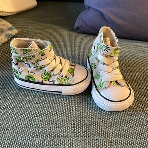 Monster chucks - NEW size 3